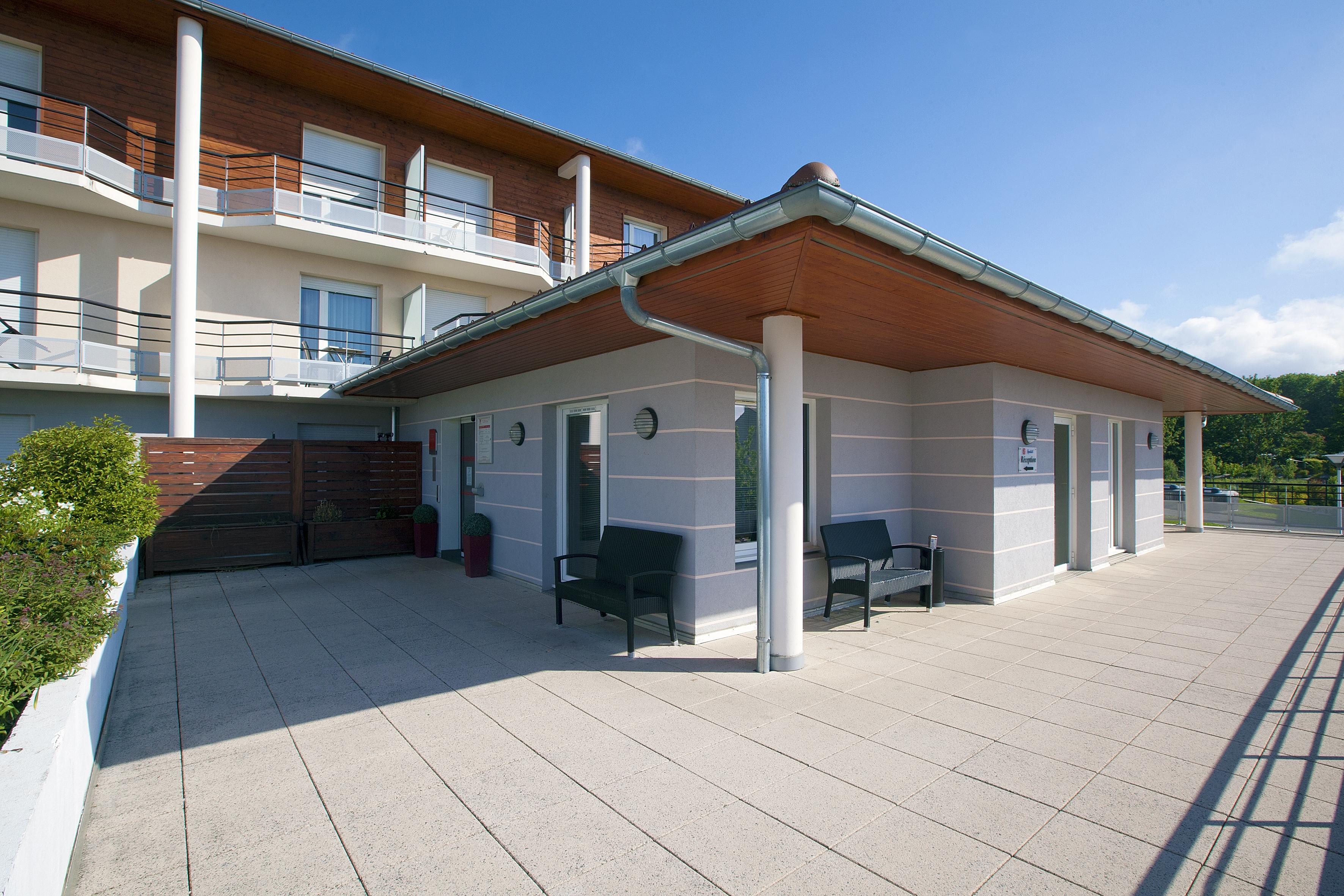 Séjours&Affaires Genève Gex Les Rives Du Léman Exterior foto